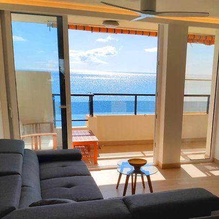 Beachfront Luxury: Fuengirola Sea View Apartment Exterior photo